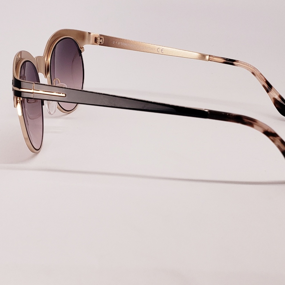 Tom Ford Sunglasses Rose Gold - Picture 7 of 8
